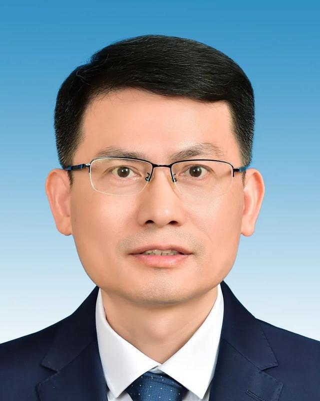 星欧娱乐官方:这位福建人,晋升正部级,回京履新|厦大迎来新任纪委书记|两地最新人事调整